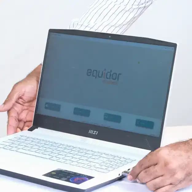 Computer with Advanced Software